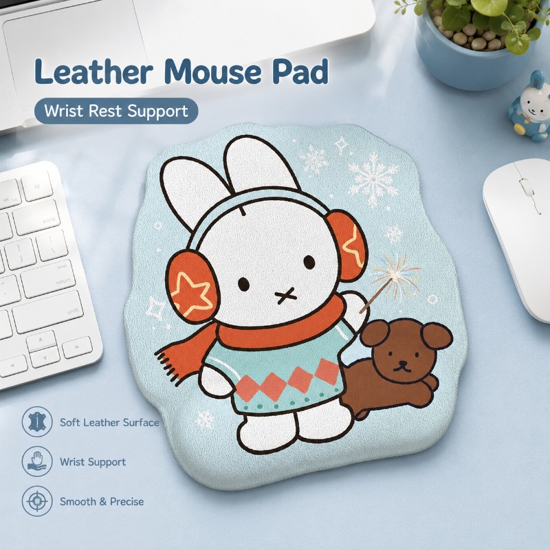 Desk Setup For Office - Tapis de souris en cuir Anime