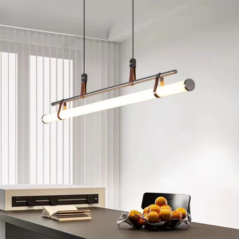 Lampe suspendue LED longue et  - Desk Setup Minimalist avis et prix