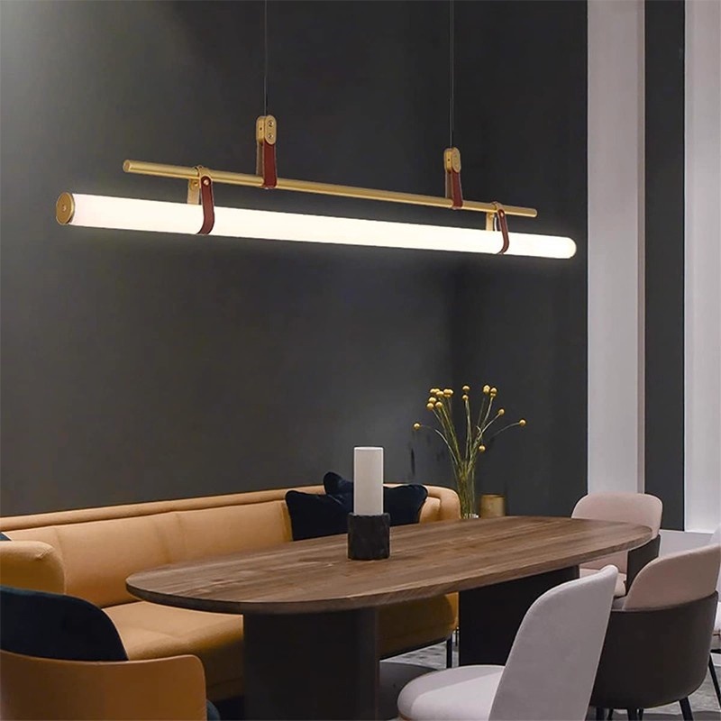 Lampe suspendue LED longue et  - Desk Setup Minimalist avis et prix
